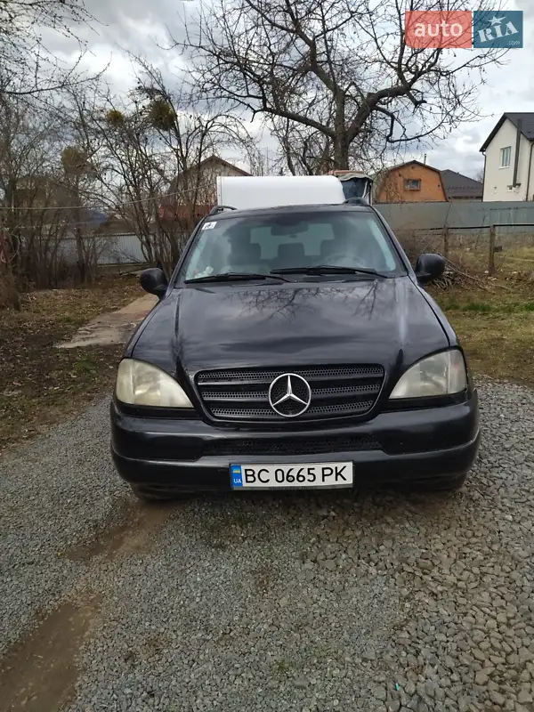 Mercedes-Benz M-Class