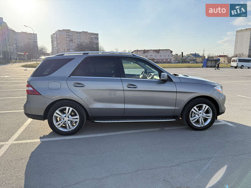 Позашляховик / Кросовер Mercedes-Benz M-Class 2013 в Кам'янець-Подільському