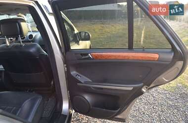 Внедорожник / Кроссовер Mercedes-Benz M-Class 2006 в 