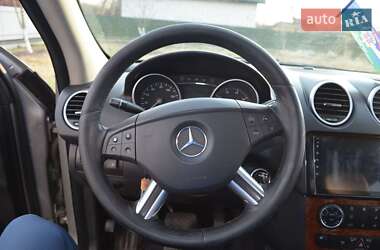 Внедорожник / Кроссовер Mercedes-Benz M-Class 2006 в 