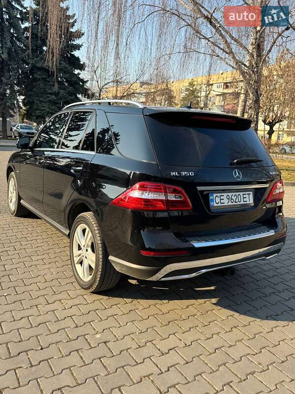 Mercedes-Benz M-Class 2011