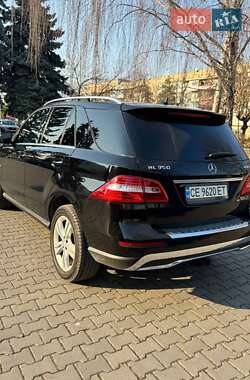 Внедорожник / Кроссовер Mercedes-Benz M-Class 2011 в 