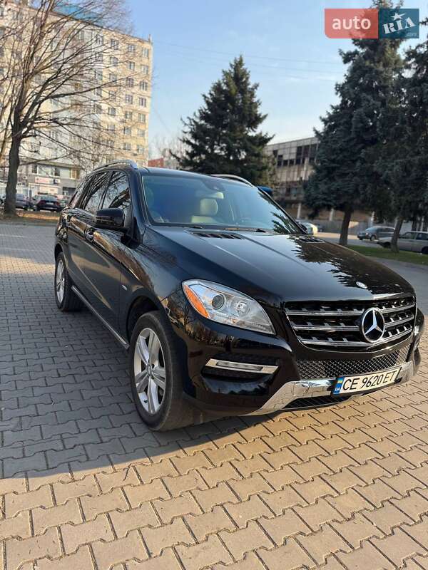 Внедорожник / Кроссовер Mercedes-Benz M-Class 2011 в Черновцах