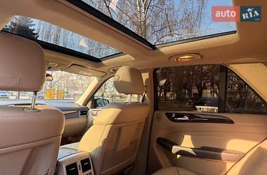 Внедорожник / Кроссовер Mercedes-Benz M-Class 2011 в 