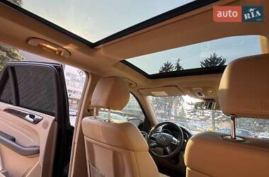 Внедорожник / Кроссовер Mercedes-Benz M-Class 2011 в 