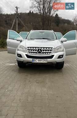 Внедорожник / Кроссовер Mercedes-Benz M-Class 2009 в 