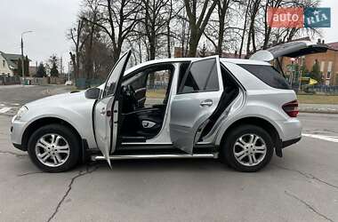 Позашляховик / Кросовер Mercedes-Benz M-Class 2007 в 