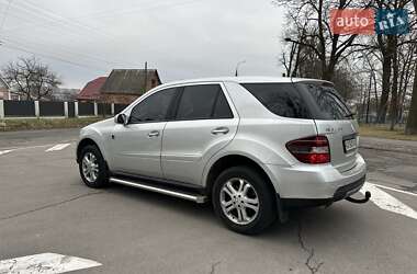 Позашляховик / Кросовер Mercedes-Benz M-Class 2007 в 