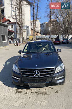 Внедорожник / Кроссовер Mercedes-Benz M-Class 2012 в 