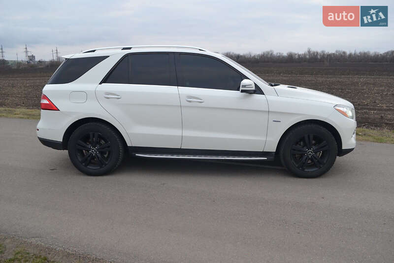 Позашляховик / Кросовер Mercedes-Benz M-Class 2012 в Кропивницькому