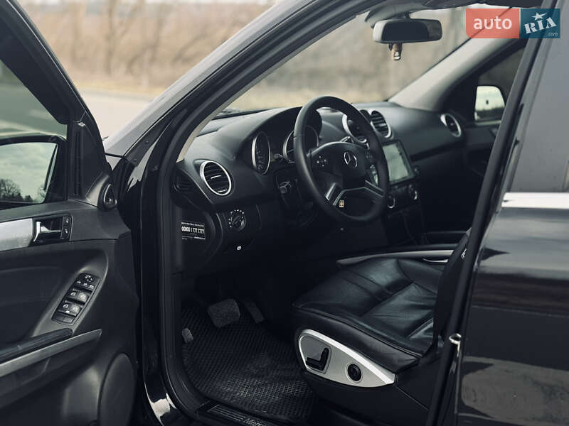 Внедорожник / Кроссовер Mercedes-Benz M-Class 2009 в Хмельницком