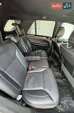 Внедорожник / Кроссовер Mercedes-Benz M-Class 2014 в 