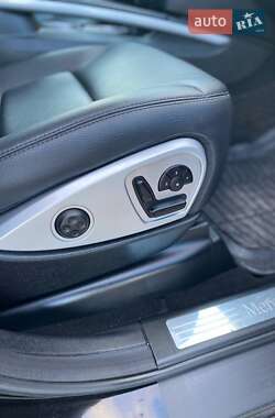 Внедорожник / Кроссовер Mercedes-Benz M-Class 2011 в 