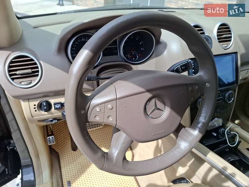 Внедорожник / Кроссовер Mercedes-Benz M-Class 2007 в Одессе