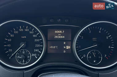 Внедорожник / Кроссовер Mercedes-Benz M-Class 2010 в 