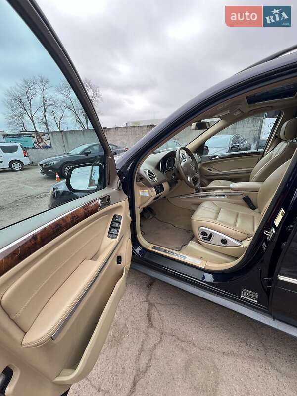 Внедорожник / Кроссовер Mercedes-Benz M-Class 2010 в Чернигове