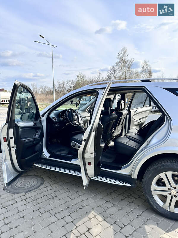 Внедорожник / Кроссовер Mercedes-Benz M-Class 2009 в Львове