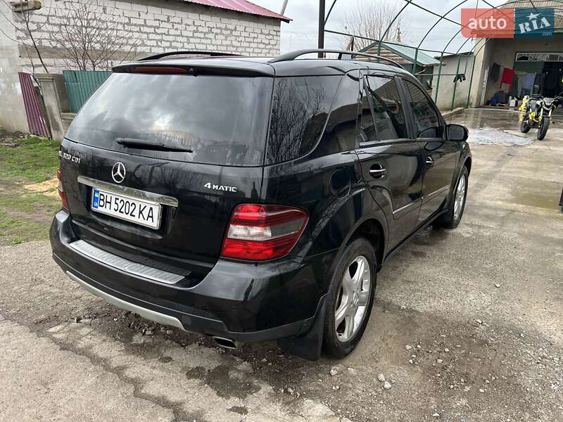 Внедорожник / Кроссовер Mercedes-Benz M-Class 2007 в Одессе