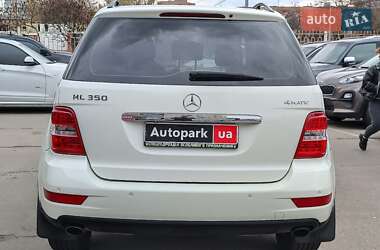 Внедорожник / Кроссовер Mercedes-Benz M-Class 2010 в 