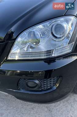 Внедорожник / Кроссовер Mercedes-Benz M-Class 2006 в 