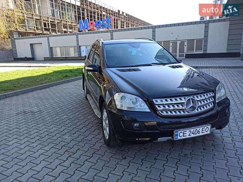Позашляховик / Кросовер Mercedes-Benz M-Class 2006 в Чернівцях