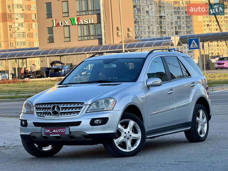 Внедорожник / Кроссовер Mercedes-Benz M-Class 2008 в 