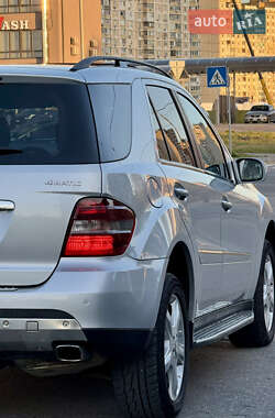 Внедорожник / Кроссовер Mercedes-Benz M-Class 2008 в 