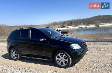 Внедорожник / Кроссовер Mercedes-Benz M-Class 2006 в 