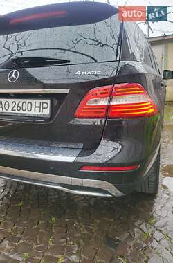 Внедорожник / Кроссовер Mercedes-Benz M-Class 2013 в 