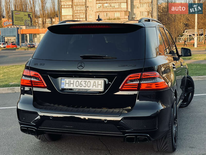 Внедорожник / Кроссовер Mercedes-Benz M-Class 2015 в Одессе