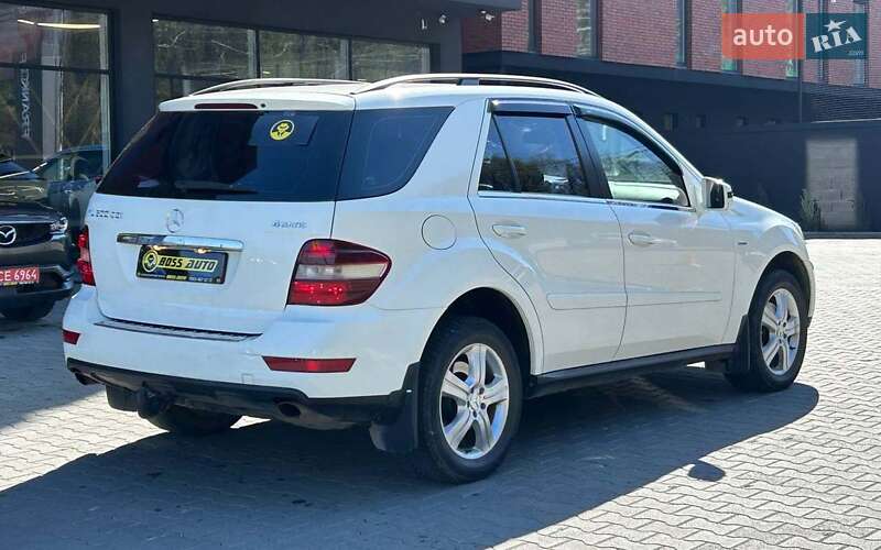 Внедорожник / Кроссовер Mercedes-Benz M-Class 2010 в Черновцах фото 6 Внедорожник / Кроссовер Mercedes-Benz M-Class 2010 в Черновцах