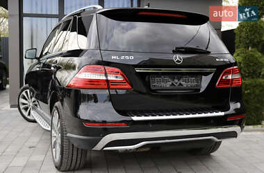 Внедорожник / Кроссовер Mercedes-Benz M-Class 2014 в 