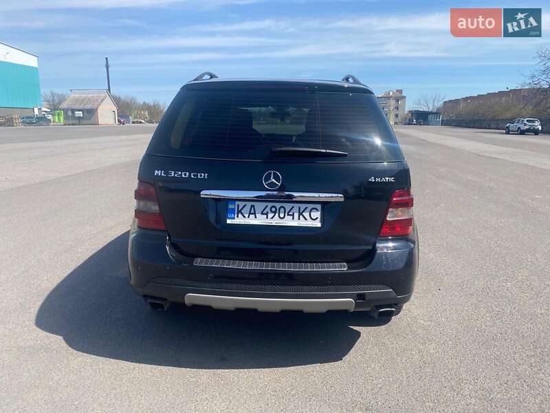 Внедорожник / Кроссовер Mercedes-Benz M-Class 2008 в Томашполе
