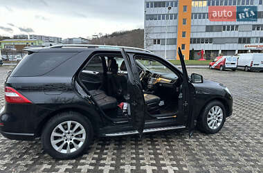 Внедорожник / Кроссовер Mercedes-Benz M-Class 2014 в 