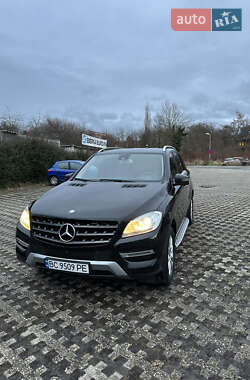 Внедорожник / Кроссовер Mercedes-Benz M-Class 2014 в 
