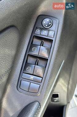 Позашляховик / Кросовер Mercedes-Benz M-Class 2009 в 