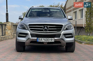 Внедорожник / Кроссовер Mercedes-Benz M-Class 2013 в 