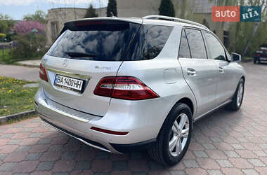 Внедорожник / Кроссовер Mercedes-Benz M-Class 2013 в 
