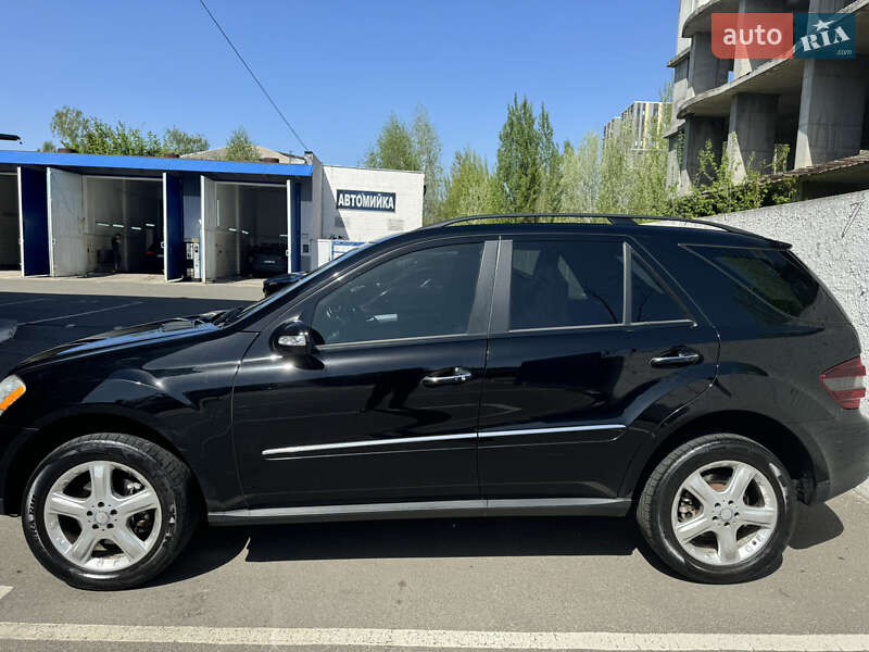 Внедорожник / Кроссовер Mercedes-Benz M-Class 2008 в Киеве