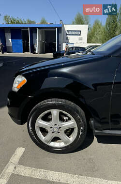Внедорожник / Кроссовер Mercedes-Benz M-Class 2008 в 