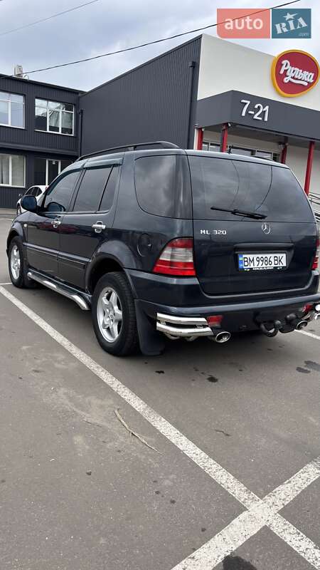 Внедорожник / Кроссовер Mercedes-Benz M-Class 1999 в Печенегах