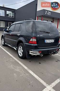 Внедорожник / Кроссовер Mercedes-Benz M-Class 1999 в 