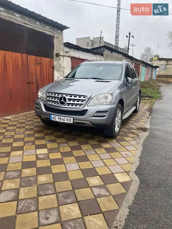 Mercedes-Benz M-Class