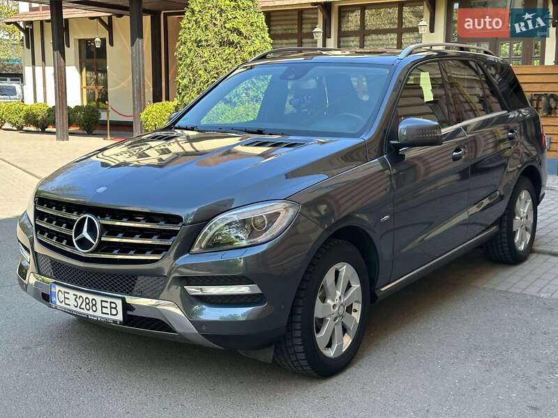 Mercedes-Benz M-Class 2012