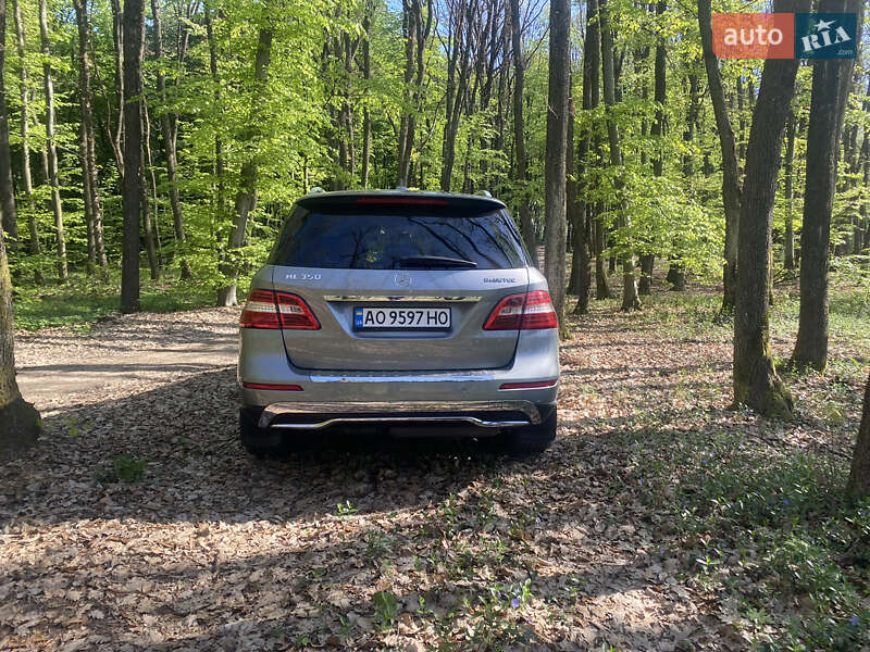 Внедорожник / Кроссовер Mercedes-Benz M-Class 2013 в Мукачево