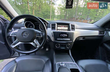Внедорожник / Кроссовер Mercedes-Benz M-Class 2013 в 
