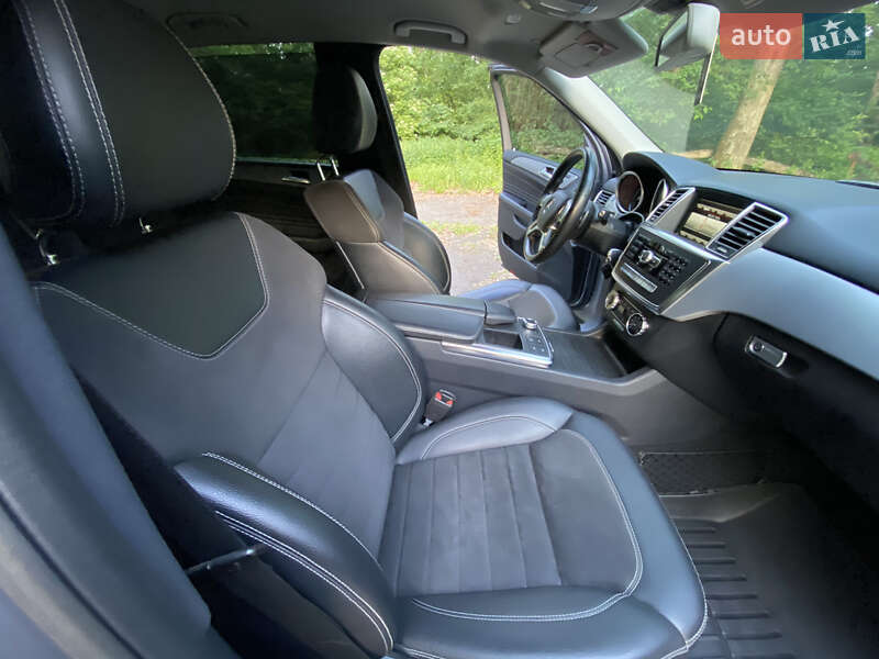 Внедорожник / Кроссовер Mercedes-Benz M-Class 2013 в Мукачево