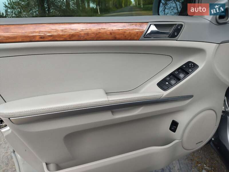 Внедорожник / Кроссовер Mercedes-Benz M-Class 2006 в Виннице фото 17 Внедорожник / Кроссовер Mercedes-Benz M-Class 2006 в Виннице