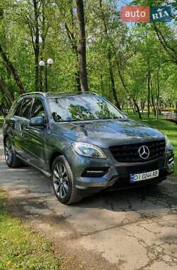 Внедорожник / Кроссовер Mercedes-Benz M-Class 2013 в 