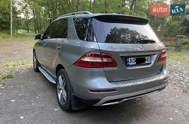 Внедорожник / Кроссовер Mercedes-Benz M-Class 2013 в 